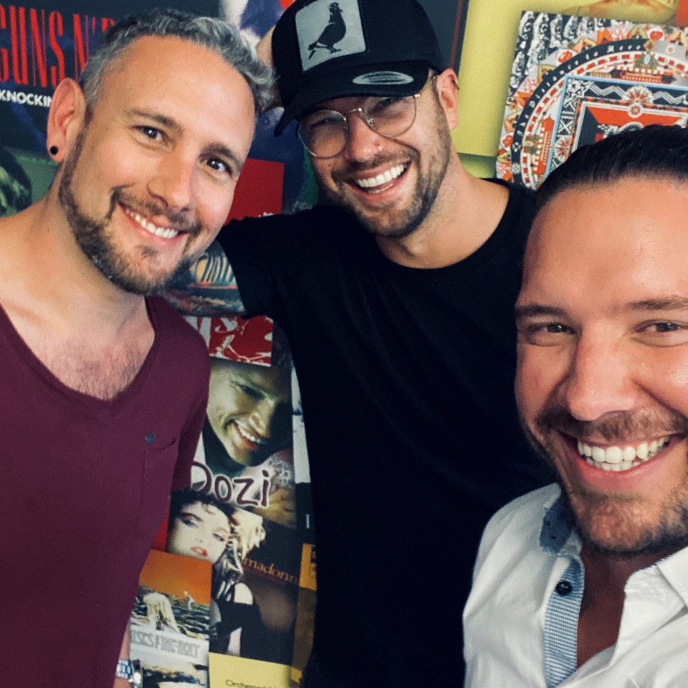 Rubber Duc and PosDuif break into the Good Things Guy studio