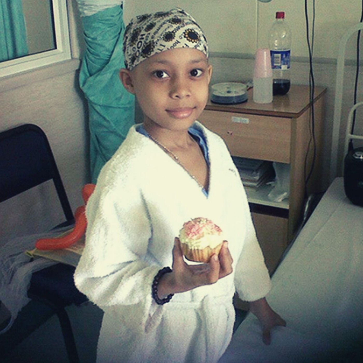 Cupcakes of HOPE - baking a difference every day